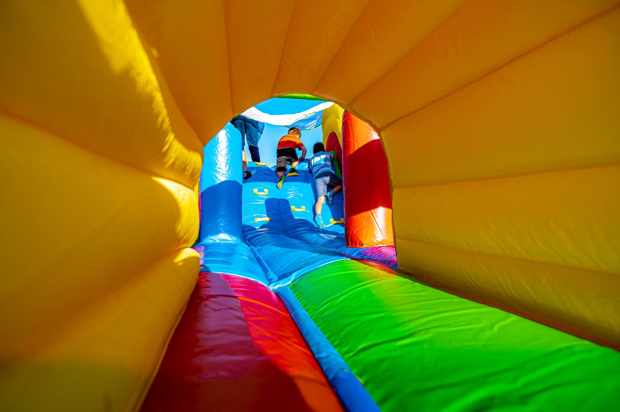 Inflatable obstacle course for birthday parties Ottawa Ontario
