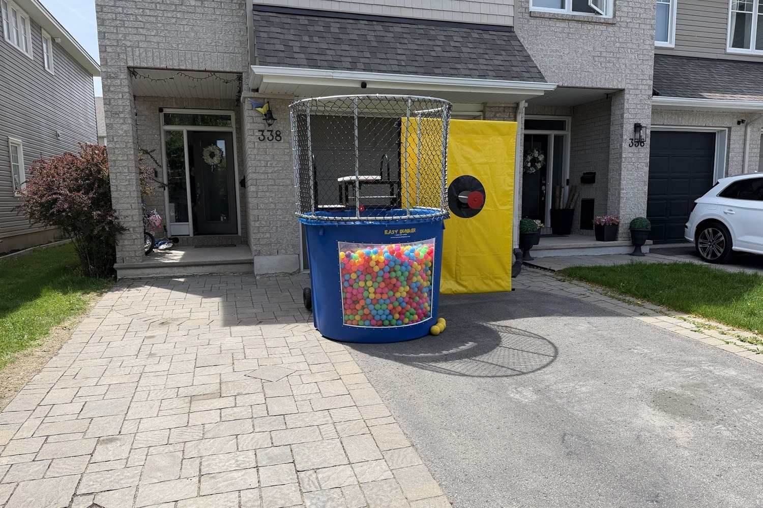 Dry dunk tank with target and pit balls for Ottawa party game rentals