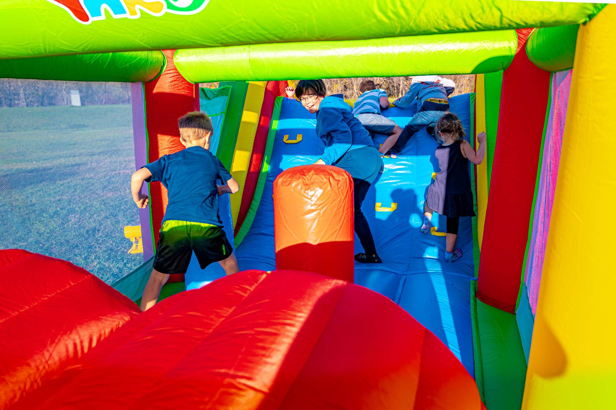 Obstacle Course 21' bouncer party rentals Ottawa Ontario and Gatineau Quebec